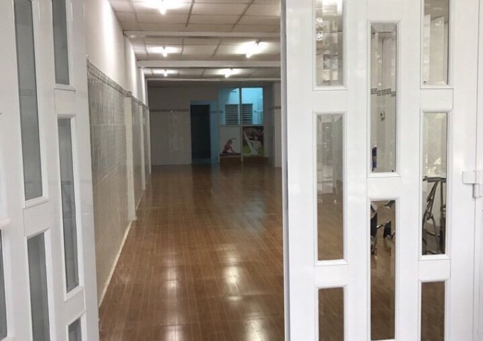 Bán nhà trệt mặt tiền đường Nguyễn Cư Trinh, DT: 4m x 28m, giá 3 tỷ 200 triệu