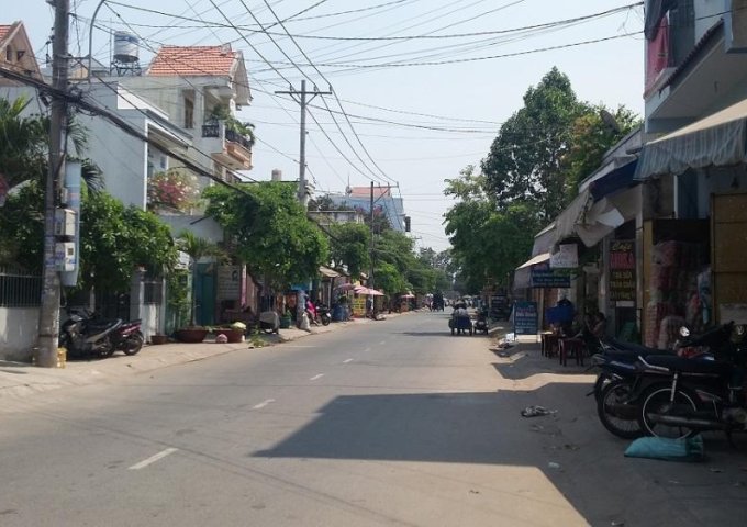 Bán đất (10x30m) giá 10.8 tỷ, Đường Nguyễn Thị Tràng (HT17), P. Hiệp Thành, Q12. 