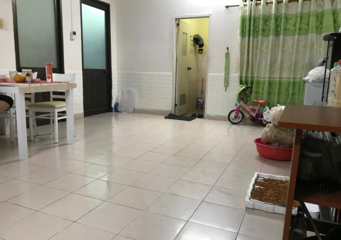 Bán căn hộ chung cư Sơn Kỳ, thang bộ đường CC2, P. Sơn Kỳ, Q. Tân Phú , lầu 2 , lô góc , 66m2  