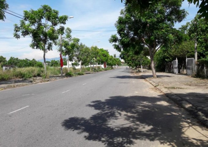 Bán đất khu Nam Việt Á, mặt tiền đường Trần Trọng Khiêm, diện tích 323.3m2