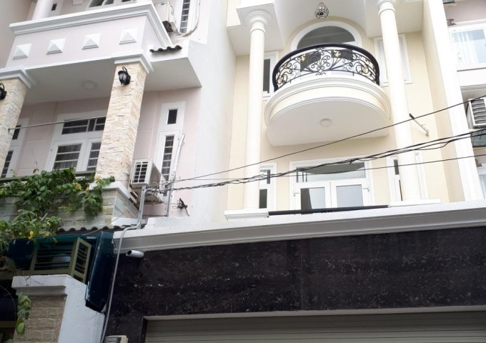 Bán nhà đẹp, 3 lầu, hướng Đông, đường 41, KDC An Phú Hưng, phường Tân Phong, quận 7