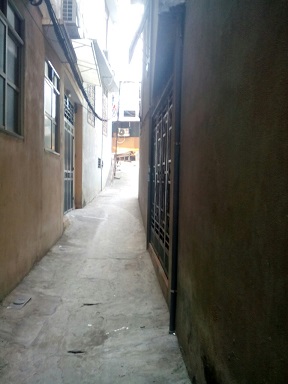 Cần bán gấp nhà số 10 ngõ 112 Đê La Thành (nhỏ), 70tr/m2, 0906381268