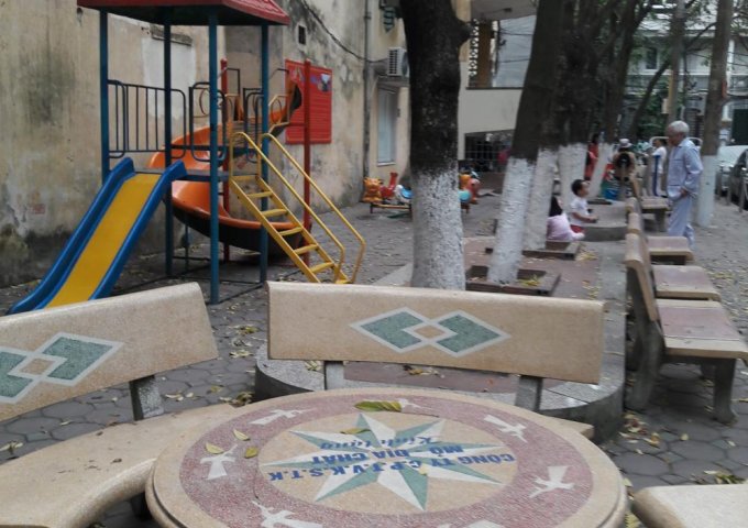 ( Chính chủ) Bán nhà khu B tập thể Đại học Mỏ Địa Chất, ngõ 210 Hoàng Quốc Việt.