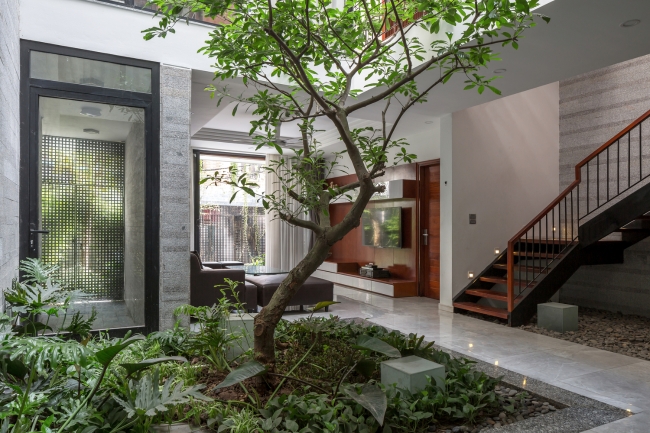 Bán 420m đất phố Bắc Cầu hai mặt tiền, 1 mặt view sông Hồng