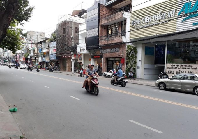 Cho thuê nhà mặt phố tại đường Võ Văn Tần, Phường 5, Quận 3, TP. HCM