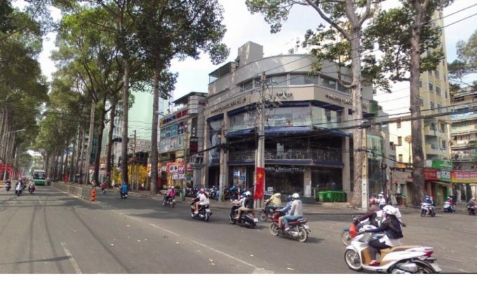 Nhà cho thuê nằm ngay góc 2 mặt tiền đường Cao Thắng và Nguyễn Thị Minh Khai, Quận 3