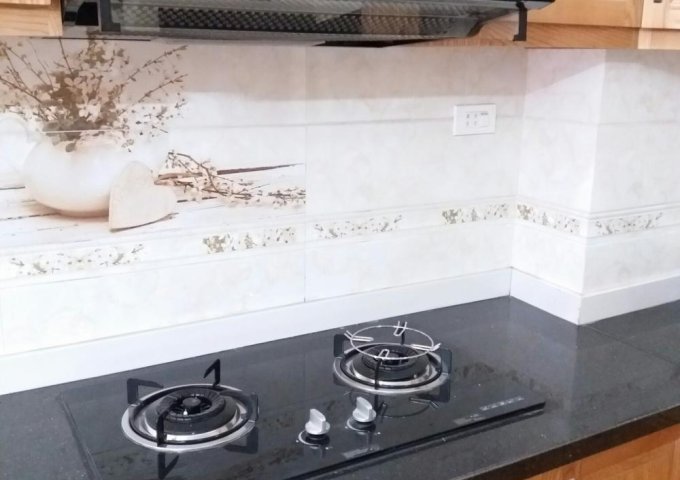 Bán nhà ngõ 85 phố 8/3, Quỳnh Mai, Hai Bà Trưng, 33m2, 5 tầng mới đẹp, ô tô cách 30m, giá 2,65 tỷ