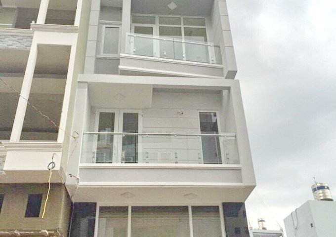 Bán nhà đường Bùi Văn Thêm, P9, Q. Phú Nhuận, 3.5m x 13m, giá 6.6 tỷ TL