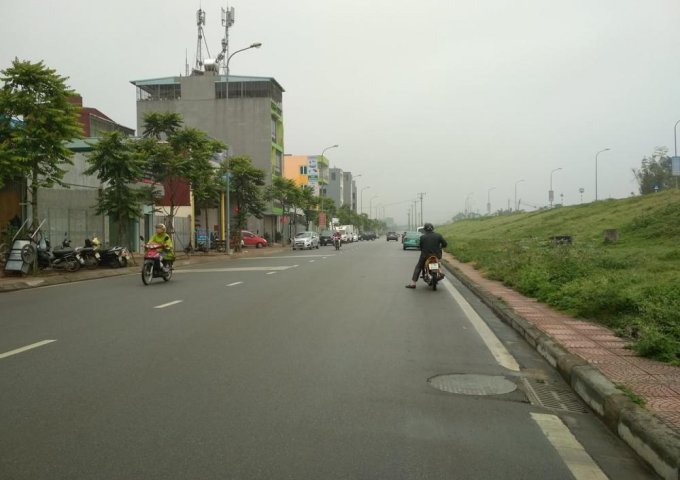 Chính chủ bán đất tổ 20, phường Thượng Thanh, diện tích 80m2, giá rẻ. LH Ninh 0931705288