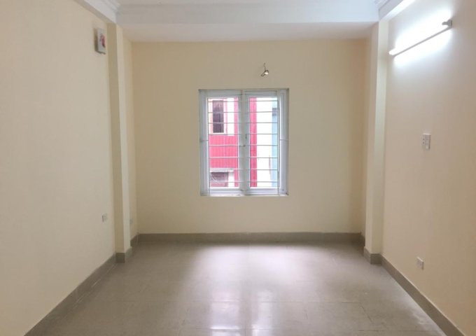 Bán nhà 2,55 tỷ phân lô ngõ 33 Lãng Yên, Hai Bà Trưng, 33m2, 5 tầng mới đẹp, cách phố đúng 30m