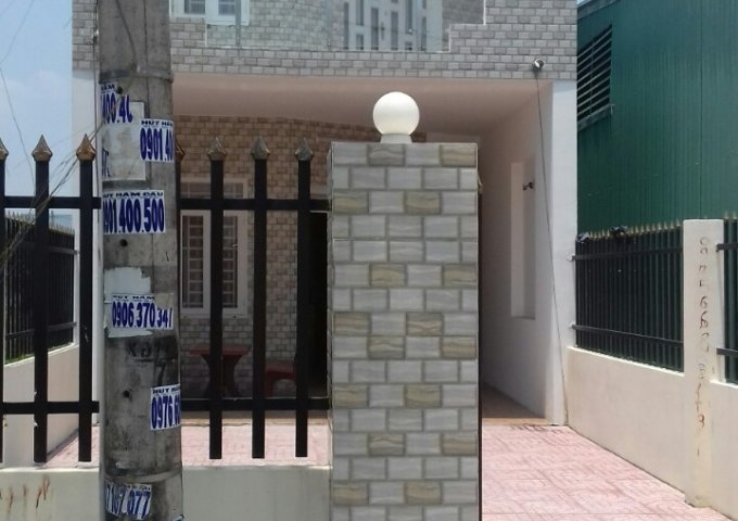 Cần bán gấp căn nhà ở Trần Thị Cẩm giá siêu mềm gần QL22, shr bao sang tên.
