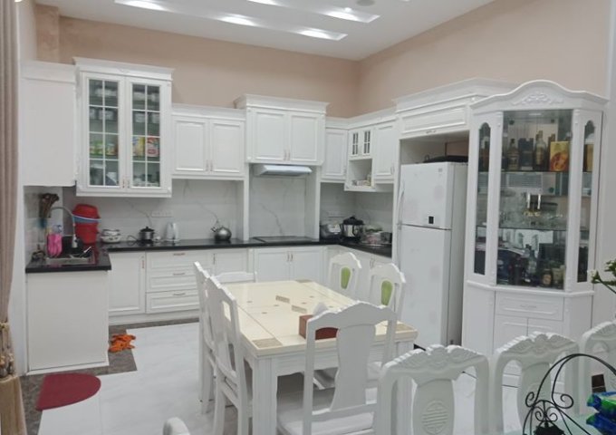 Bán nhà biệt thự châu Âu hồ Văn Quán, Hà Đông, 212m2, MT 10m, 19.5 tỷ