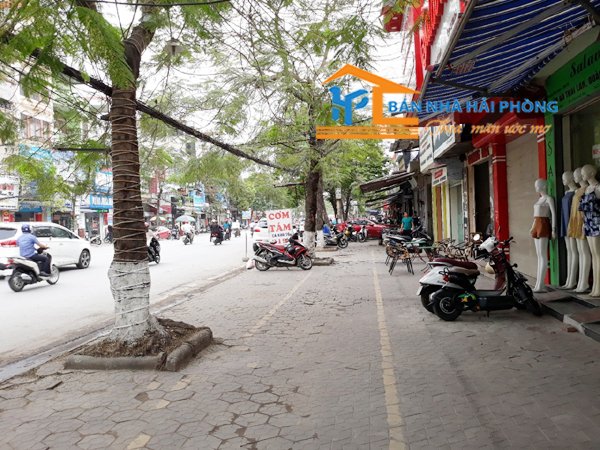 Cho thuê nhà mặt đường số 227 đường Lạch Tray, quận Ngô Quyền, Hải Phòng