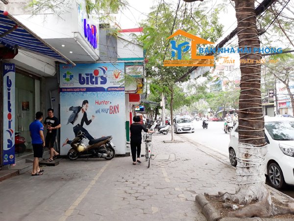 Cho thuê nhà mặt đường số 227 đường Lạch Tray, quận Ngô Quyền, Hải Phòng