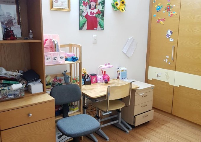 Bán nhà 3,2 tỷ ngõ 307 Bạch Mai, Lê Thanh Nghị, DT 40m2, 4 tầng, thoáng trước sau cách 20m ra phố