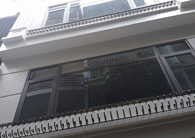 Bán nhà riêng tại Phường Khương Mai, Thanh Xuân,  Hà Nội, MT 5,6m, diện tích 30m2  giá 3 Tỷ