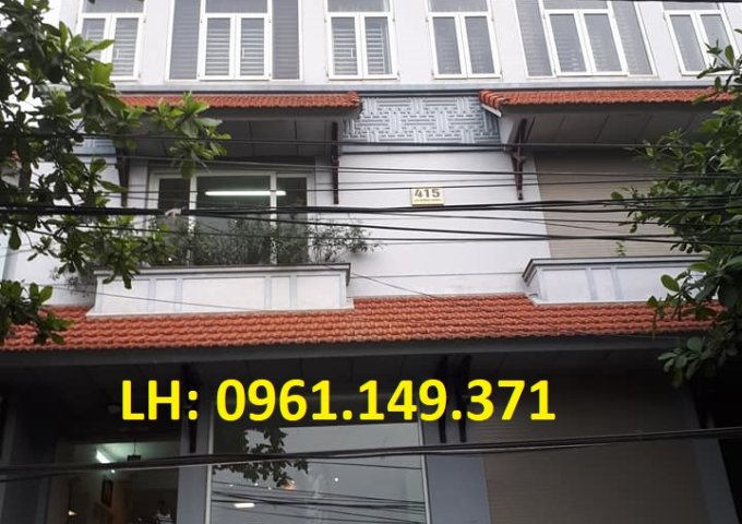 Bán nhà mặt phố Định Công, 187m2 x 4 tầng, mặt tiền 9m