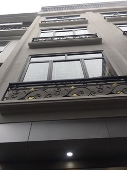 Bán nhà Đặng Văn Ngữ, 50m, 7 tầng, thang máy, ô tô đỗ cổng, cực đẹp giá chỉ 7.2 tỷ