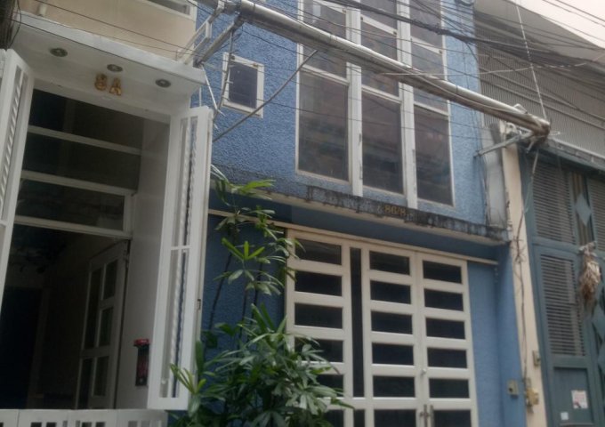 Bán nhà hẻm đẹp đường Huỳnh Mẫn Đạt  p3, q5 dt : 3.3x9m 
