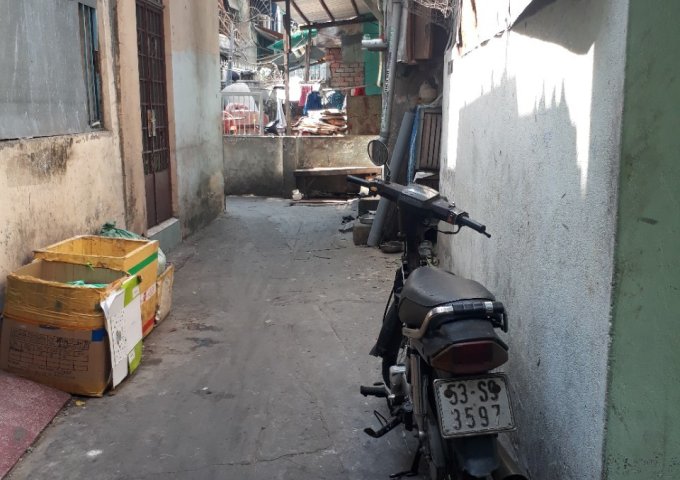 Bán nhà nát 34/28/1A Đinh Tiên Hoàng (4,2 x 4m) gần cầu Bông