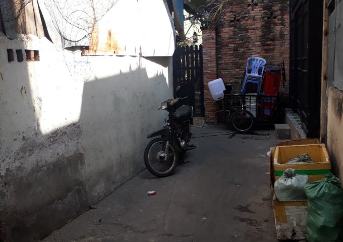 Bán nhà nát 34/28/1A Đinh Tiên Hoàng (4,2 x 4m) gần cầu Bông