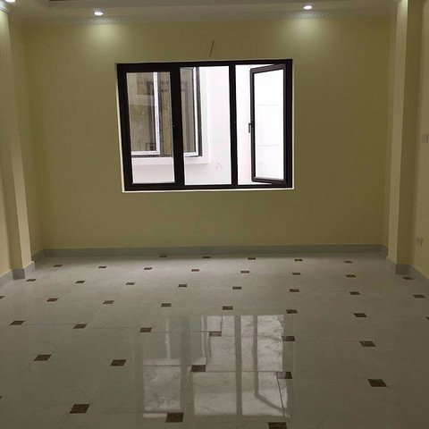Bán nhà riêng ngõ 25 Bằng Liệt- Hoàng Mai, 30m2* 5 tầng, cách đường ô tô 10m, giá 1.6 tỷ. LH: 0964680412- 0912620550