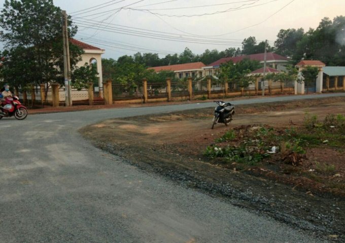 Bán đất tại Xã Tân Phước, Đồng Phú,  Bình Phước diện tích 298m2  giá 750 Triệu