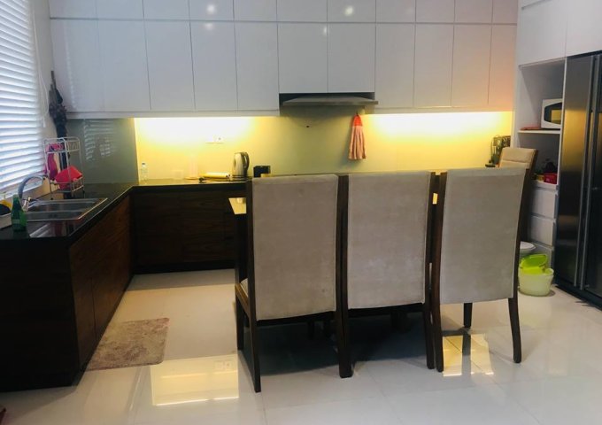 Chính chủ bán biệt thự Vinhomes Riverside Hoa Sữa, Long Biên, DT 270m2, giá 20,5 tỷ