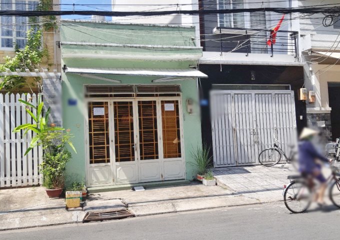 Bán gấp nhà cấp 4 mặt tiền đường số 11 phường Tân Kiểng, quận 7