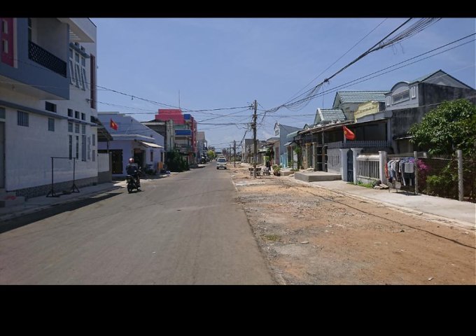 Nhà mặt tiền trung tâm thị trấn biển Phước Hải