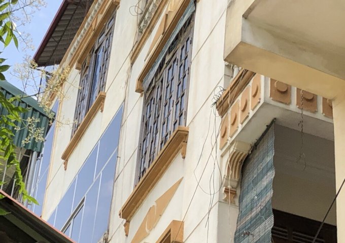 CC cần bán nhà 86 Phan Văn Trị, nhà 2 mặt thoáng, lô góc, MT 4m, DT 35m2, 5 tầng, giá 2.8 tỷ