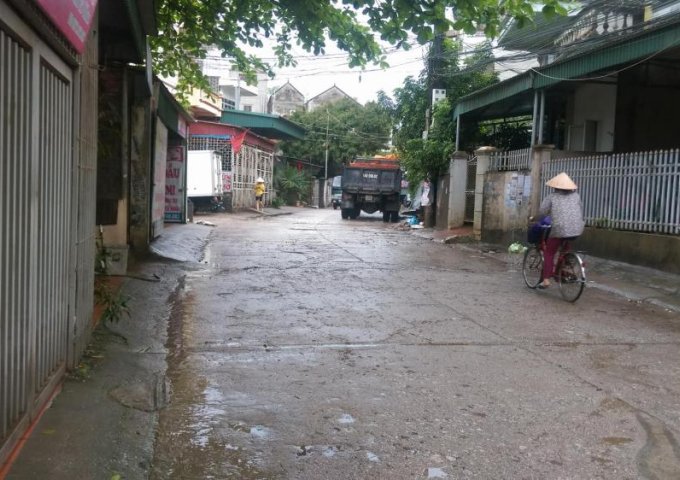 Bán nhà phố đội cấn giếng đáy Hạ Long ,Quảng Ninh 