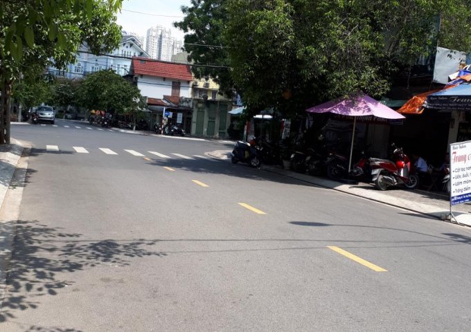 Cần bán lô đất cặp đường 40 gần view công viên, KDC Tân Quy Đông, phường Tân Phong, quận 7