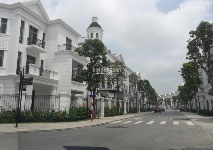 Bán lại căn liền kề hướng Đông Nam, dãy Nguyệt Quế 20, DT 96m2, giá 8,5 tỷ, 0947316962