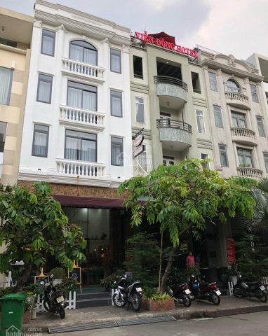 Khách sạn Hưng Gia - Phú Mỹ Hưng đang hoạt động tốt, nay cần tiền nên bán gấp LH 0919552578
