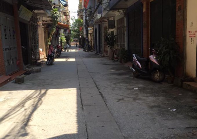 Bán nhà đường Dương Văn Bé, chính chủ, 40m2, 4 tầng đẹp, mặt tiền 4m, đường ô tô tránh