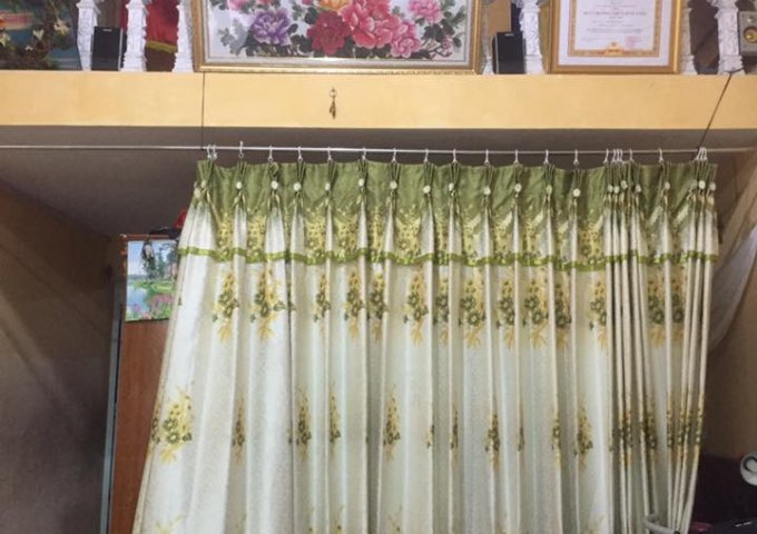 Bán nhà 350 triệu ô 18 hướng Đông Nam