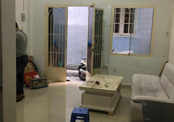 Bán nhà (4 x 6,5m) địa chỉ 181/61/10 Phan Đăng Lưu, P1, Q. Phú Nhuận, giá 2,55 tỷ