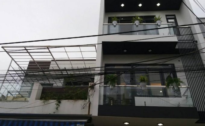 Bán nhà đẹp mới 100% mặt tiền đường Hòa Minh 14, Liên Chiểu, DTĐ 70m2, 3 tầng, hướng Đông Bắc, giá 3.4 tỷ