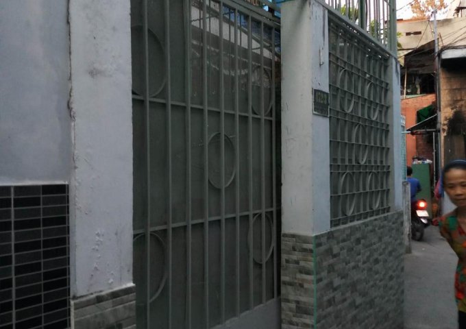 Bán nhà hẻm 416 Âu Cơ, chính chủ bán, miễn trung gian