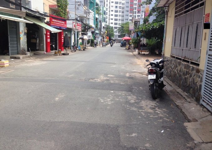 Bán nhà 2MT đường Đoàn Giỏi P.Sơn Kỳ Q.Tân Phú