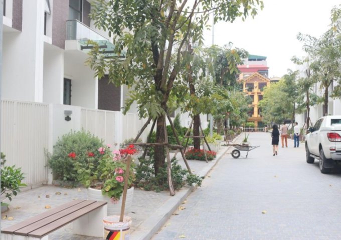 Bán shop villa biệt thự Nguyễn Tuân 197m2, MT 9m, KD, VP chỉ 108tr/m2 0934.69.3489