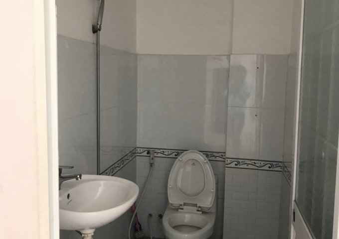 Bán gấp căn nhà MT đường Số 3, Tân Tạo A, Bình Tân