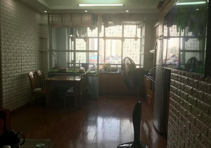 Cho thuê căn hộ tại đường Lê Văn Lương, 2 PN, full đồ, 62 m2, giá 10 tr/tháng