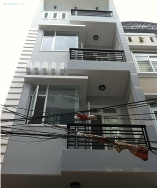 Bán nhà mặt tiền tại đường Bàu Cát, Quận Tân Bình , DT: 5.2 x 27m, nhà mới 3 lầu