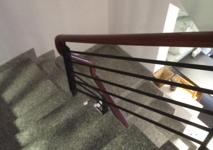 Cho thuê nhà MT 19A Lê Cao Lãng, nhà 3 tấm mới, 4 x 14m, giá 9triệu/ tháng, Q. Tân Phú