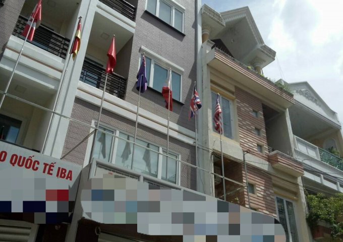 Cần bán gấp nhà hẻm 49  Huỳnh Mẫn Đạt, phường  19, vuông vức 80m, 13.4 tỷ, nhà đẹp.