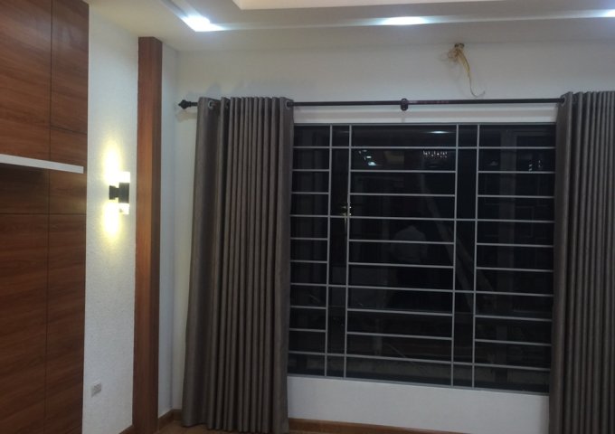 Bán nhà 5 tầng Ngõ 29 Võng Thị, Lạc Long Quân, Tây Hồ 3.05 tỷ 35m2 