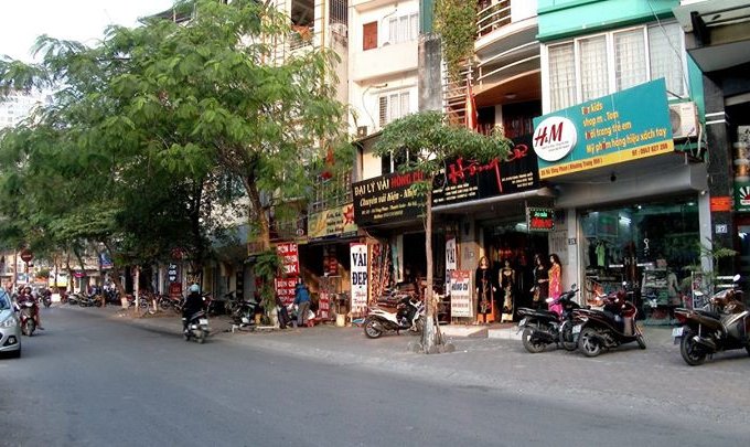 Cho thuê nhà nguyên căn mặt phố Vũ Tông Phan, Thanh Xuân, 30m2 x 5 tầng, 20 tr/th