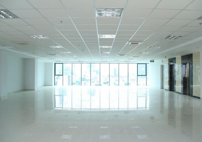 Chính chủ cho thuê tòa văn phòng 200m2 thông sàn mặt phố Nguyễn Xiển, giá rẻ chỉ từ 150 nghìn/m2